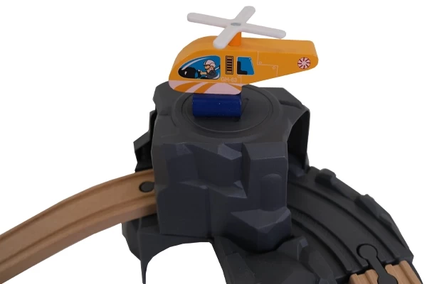 Höhle mit Hubschrauberlandeplatz