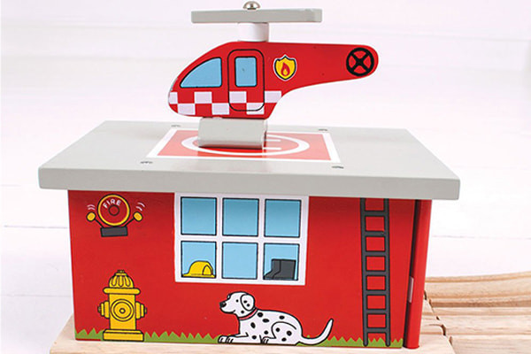 Mit eine Hubschrauberplattform