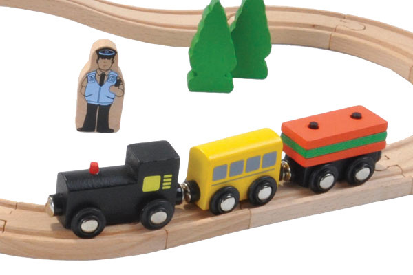 Schwarzer Zug mit zwei Waggons